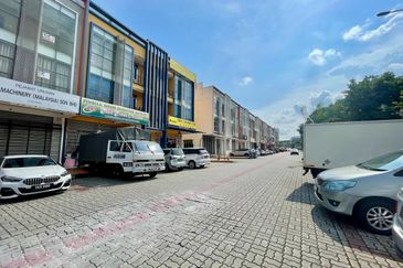 Bina Park, Bandar Seri Alam