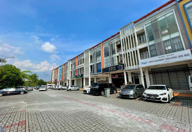 Bina Park, Bandar Seri Alam