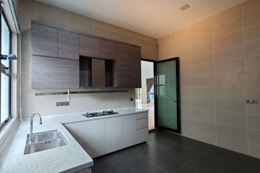 Noble Park @ East Ledang