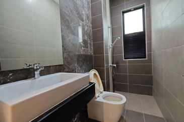 Noble Park @ East Ledang