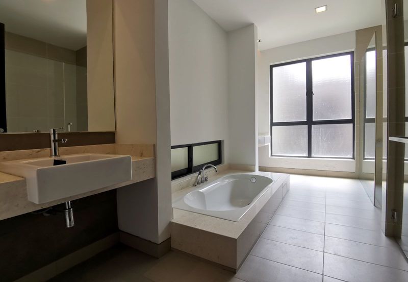 Bayou Creek, Leisure Farm