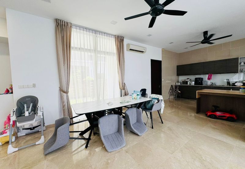 Noble Park @ East Ledang