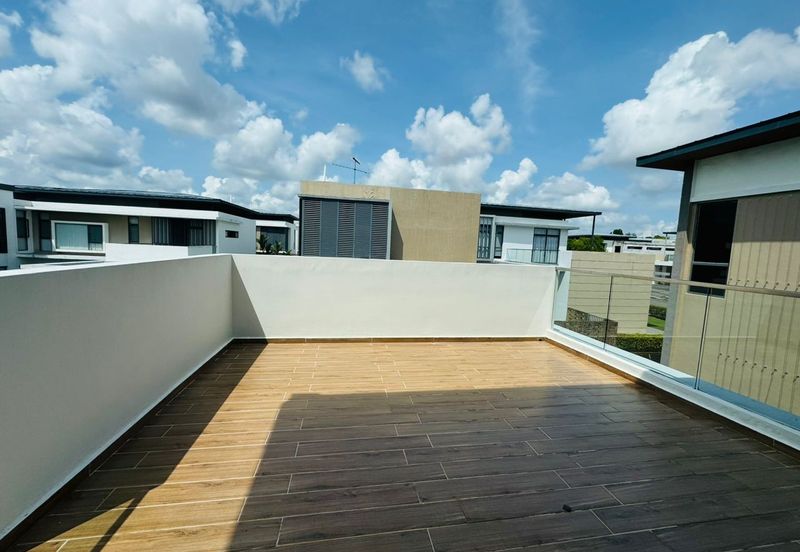 Noble Park @ East Ledang