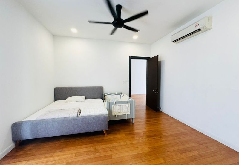 Noble Park @ East Ledang