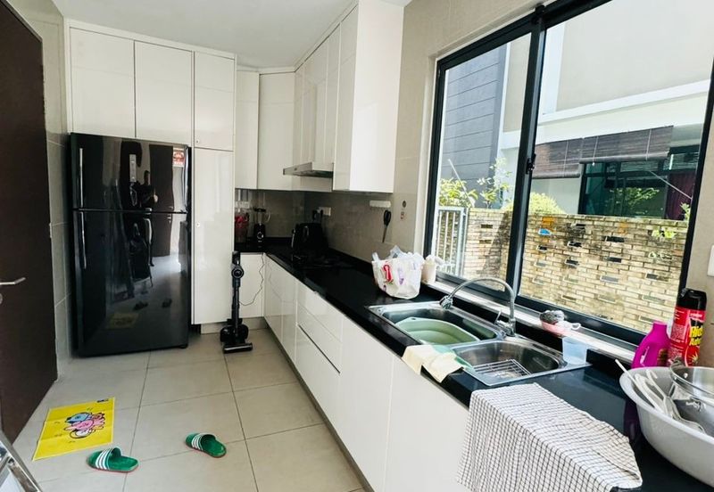 Noble Park @ East Ledang