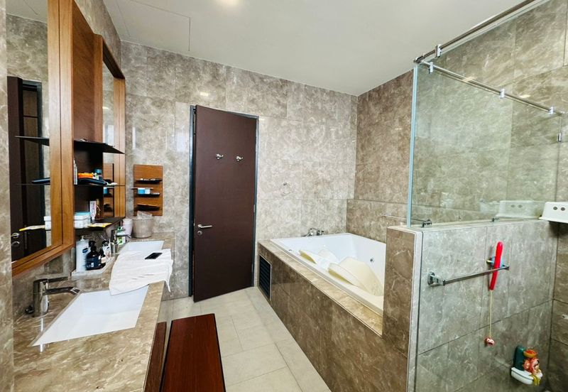 Noble Park @ East Ledang