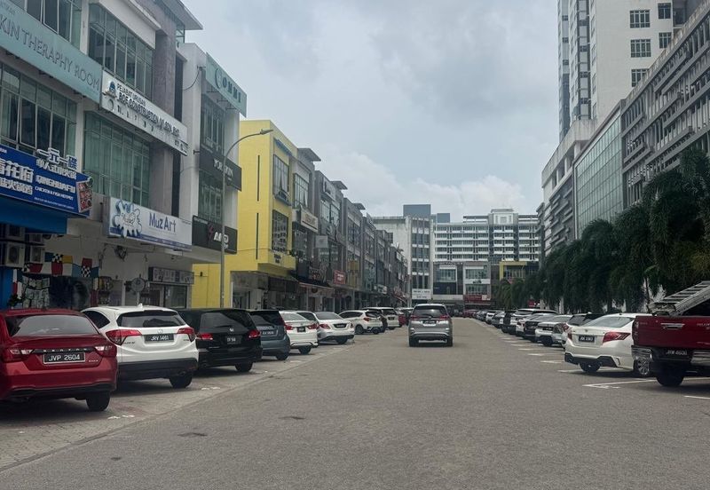 Taman Austin Heights