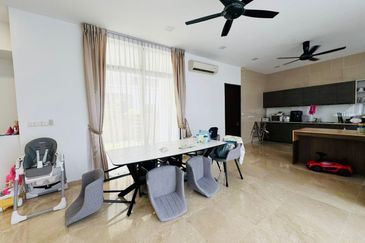 Noble Park @ East Ledang