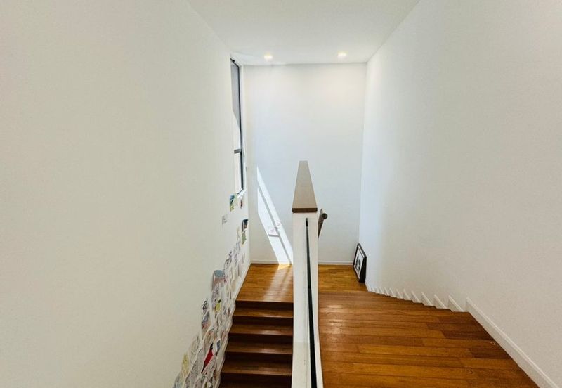 Noble Park @ East Ledang