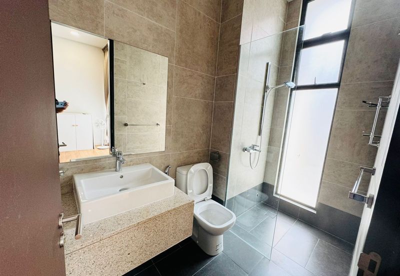 Noble Park @ East Ledang