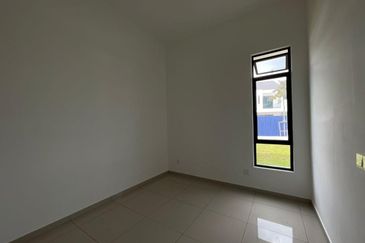 Bandar Putra Kulai (4e03 Sonatia 3)