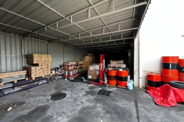 Kempas Utama Industrial Park