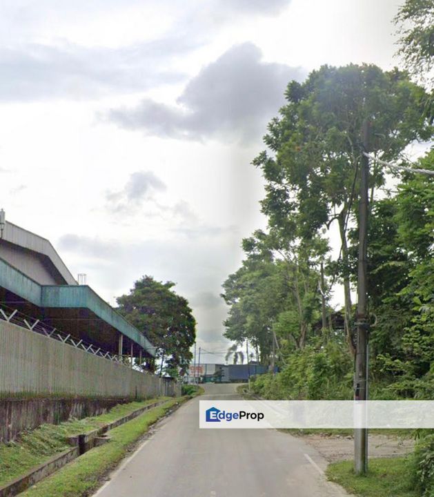  Industrial Zoning Land w/ Factory For Sale Jalan Seelong Jaya, Johor, Senai