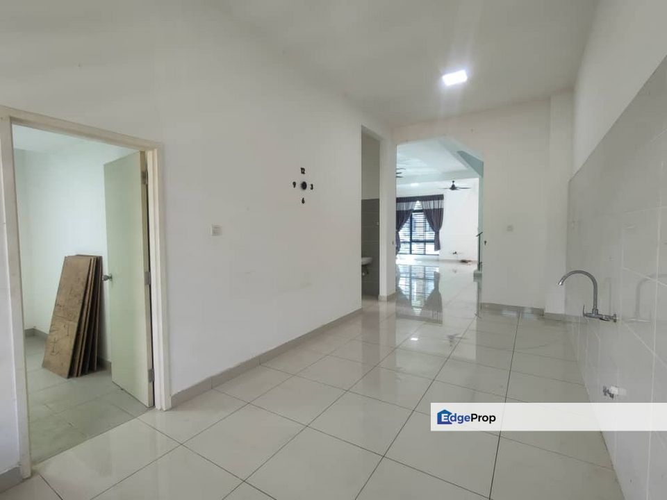 For Sale Double Storey Semi D Bandar Cemerlang Ulu Tiram, Johor, Ulu Tiram