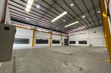 1.5 Storey Detached Factory Desa Cemerlang Jalan Gemilang For Rent