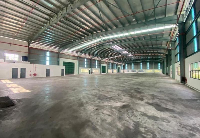 Detached Factory Kempas For Rent
