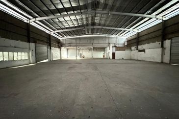 Detached Factory Tebrau For Sale