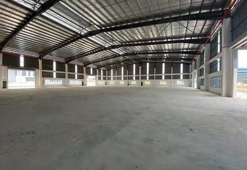 Detached Factory/Warehouse Gelang Patah For Rent