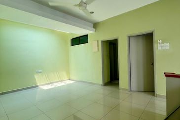 Maple Red, Adda Heights