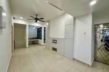 Maple Red, Adda Heights