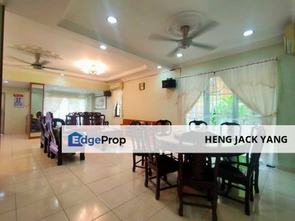 Bukit Tinggi 2 Double Storey End Lot 34x88 Fully Renovated Move In Condition , Selangor, Klang