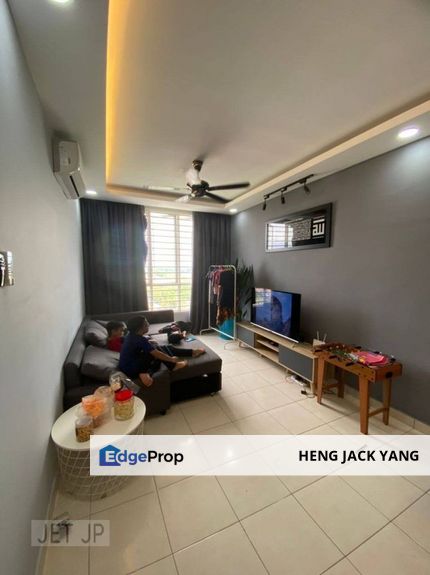 Trifolis Apartment Bukit Tinggi 900 sqft Fully Renovated Move In Condition 100% Full Loan , Selangor, Klang