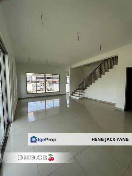 Kota Bayuemas Double Storey End Lot 37x70 Brand New Unit Limited Unit , Selangor, Klang