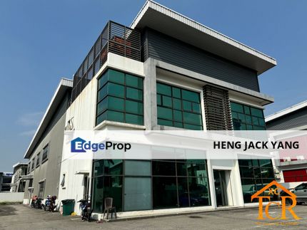 Gateway 16 Bukit Raja 1.5 Storey Factory Warehouse 100x200 Build Up 8388 sqft Power 200 AMP , Selangor, Klang