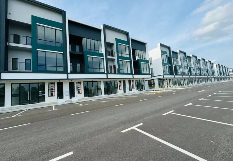 Crest @ Austin Emerald 2