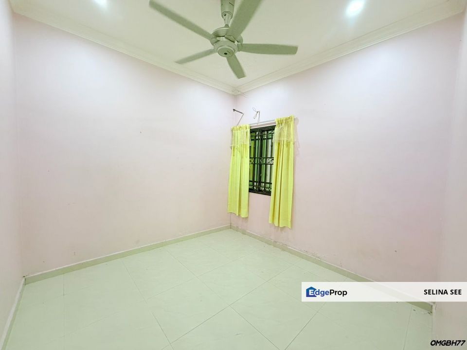 Pekan Kapar Renovated Double Storey Semi D For Sale, Selangor, Kapar 