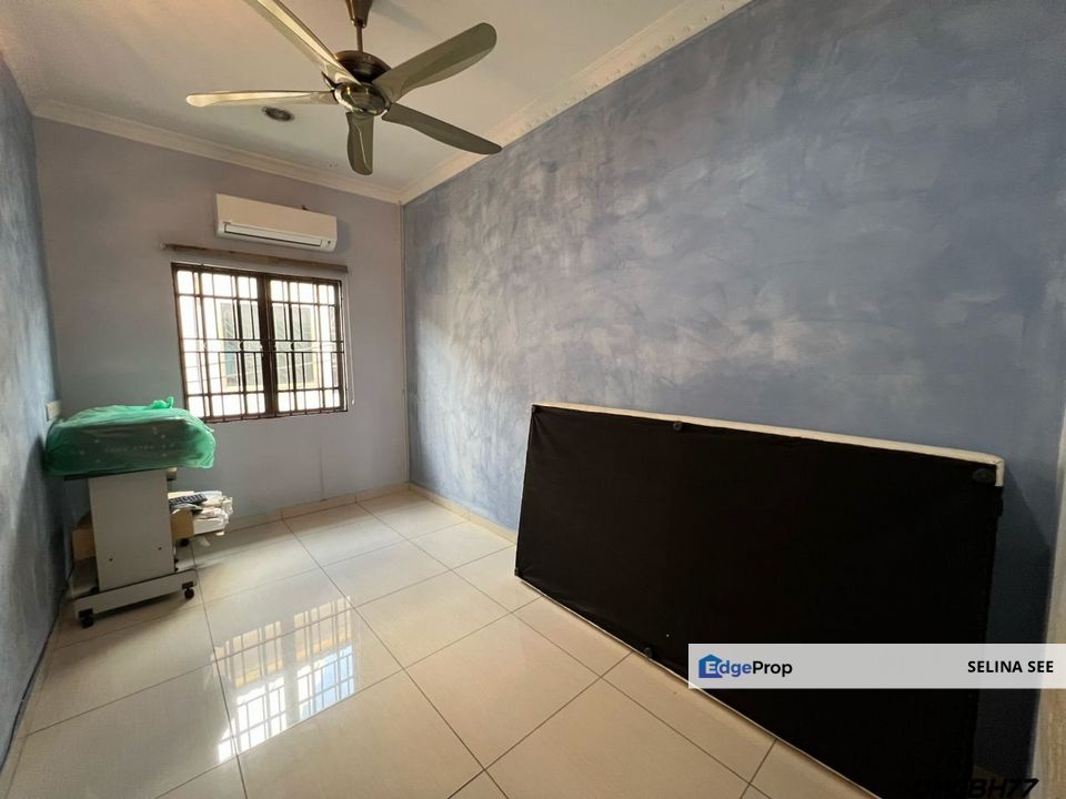Taman Klang Utama Klang Renovated Double Storey For Sale, Selangor, Klang