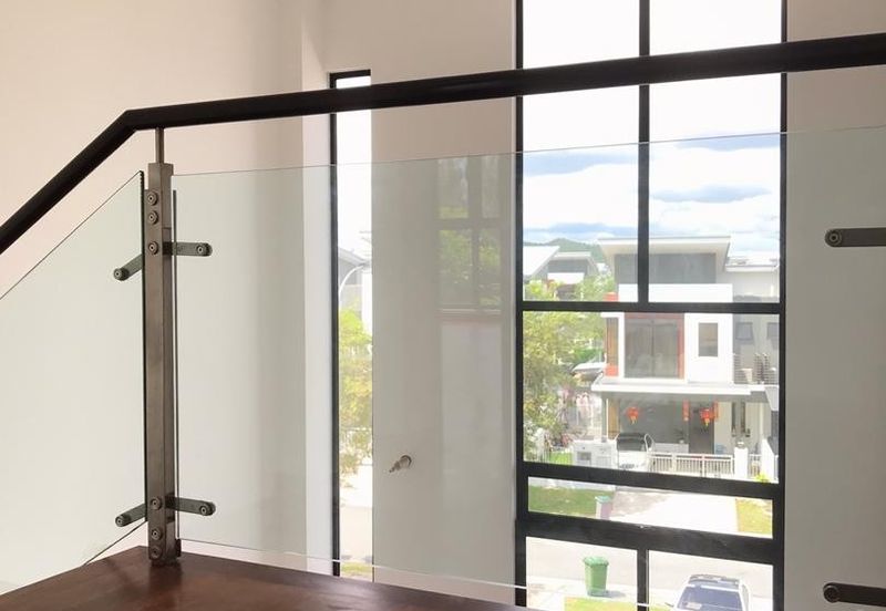 3 Storey Semi Detached House at Horizon Hills Canal Garden