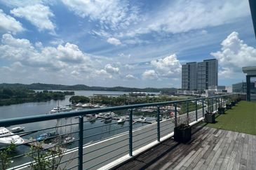 Trinidad Suites @ Puteri Habour