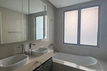 Trinidad Suites @ Puteri Habour