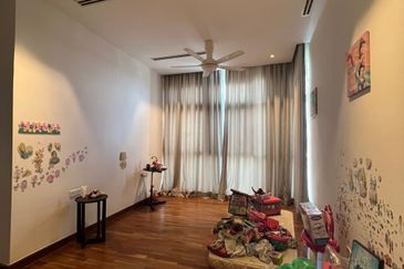 Trinidad Suites @ Puteri Habour