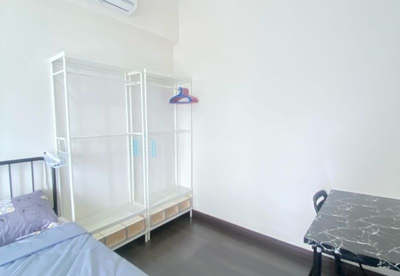 28 Boulevard (28 BLVD)