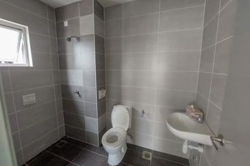 Zeta DeSkye Residence