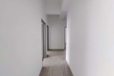 Zeta DeSkye Residence