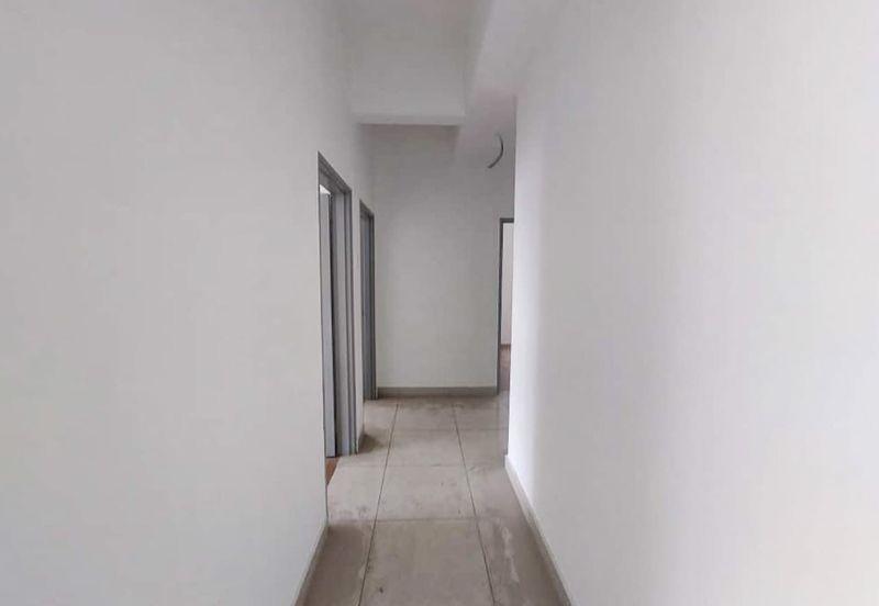 Zeta DeSkye Residence