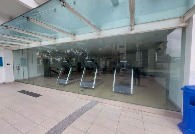 Zeta DeSkye Residence