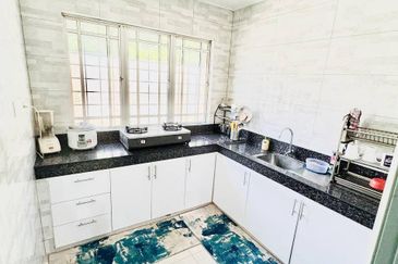 Fully Furnished Single-Storey Bungalow with Spacious Land for Sale @  Kuang, Sungai Buloh, Selangor