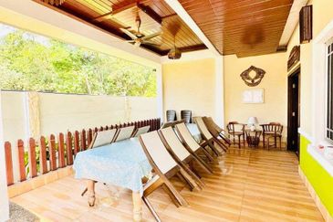 Fully Furnished Single-Storey Bungalow with Spacious Land for Sale @  Kuang, Sungai Buloh, Selangor