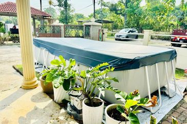 Fully Furnished Single-Storey Bungalow with Spacious Land for Sale @  Kuang, Sungai Buloh, Selangor
