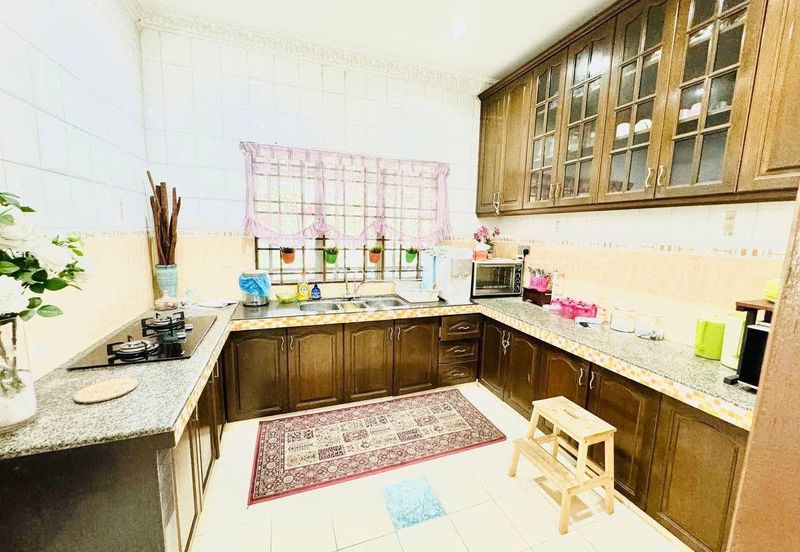 Fully Furnished Single-Storey Bungalow with Spacious Land for Sale @  Kuang, Sungai Buloh, Selangor