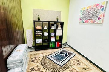 Fully Furnished Single-Storey Bungalow with Spacious Land for Sale @  Kuang, Sungai Buloh, Selangor