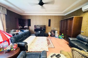 Freehold Golf Resort Living Spacious Layout Fully Renovated @ Lakeview Bungalow, Saujana Resort, Shah Alam