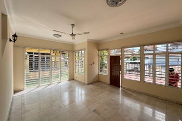 Freehold Semi D @ Bandar Sri Damansara Jalan Damar