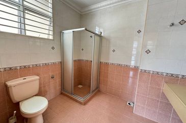 Freehold Semi D @ Bandar Sri Damansara Jalan Damar