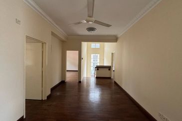 Freehold Semi D @ Bandar Sri Damansara Jalan Damar