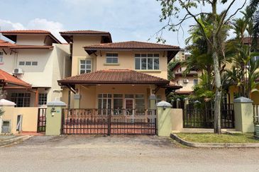 Freehold Semi D @ Bandar Sri Damansara Jalan Damar